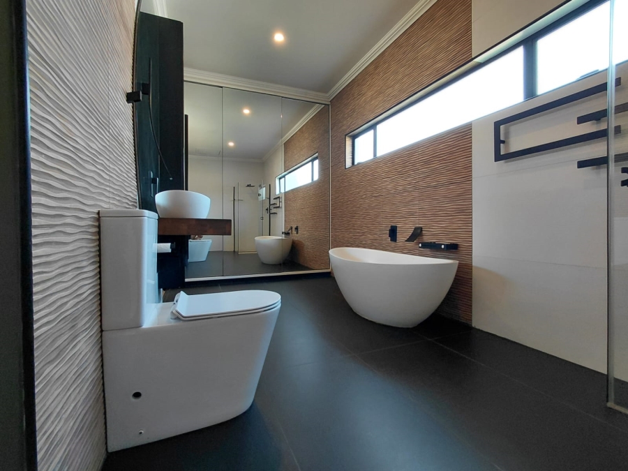 2 Bedroom Property for Sale in Waterberry Estate North West